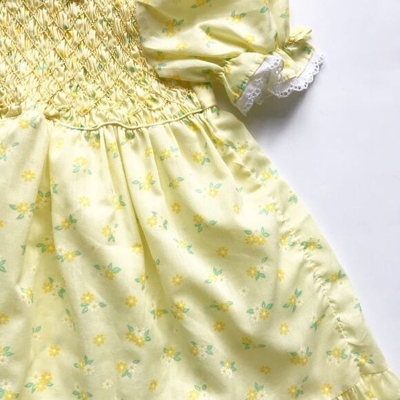 Vintage floral eyelet collar smocked dress 2/3T - Picture 3 of 6